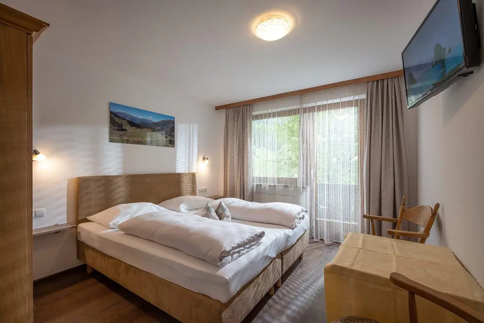 Typical Double Room [4]