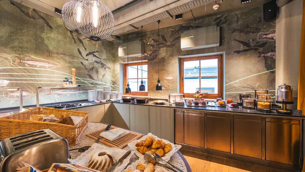 Hotel Fish Inn Zell Am See Breakfast Buffet [6]