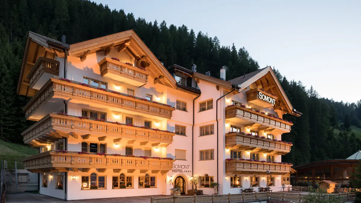 Inghams Italy Dolomites Selva Hotel Somont External