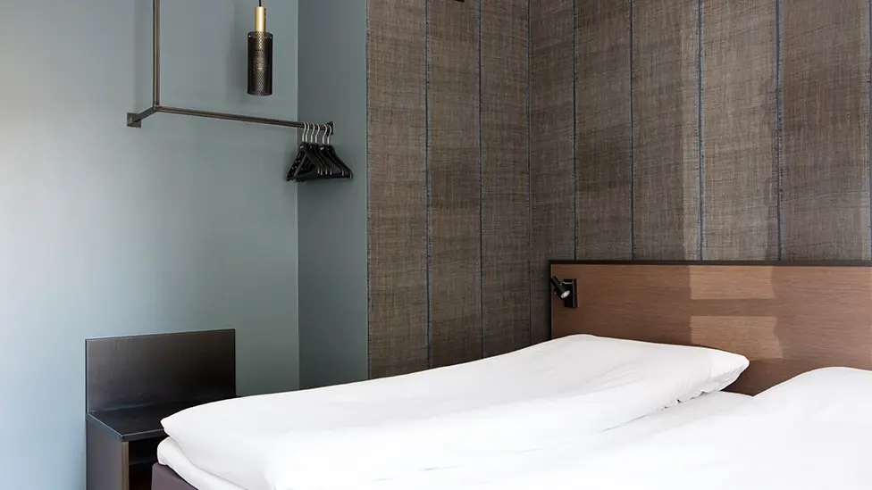 Standard Double Room Bed Comfort Hotel Holberg [4]