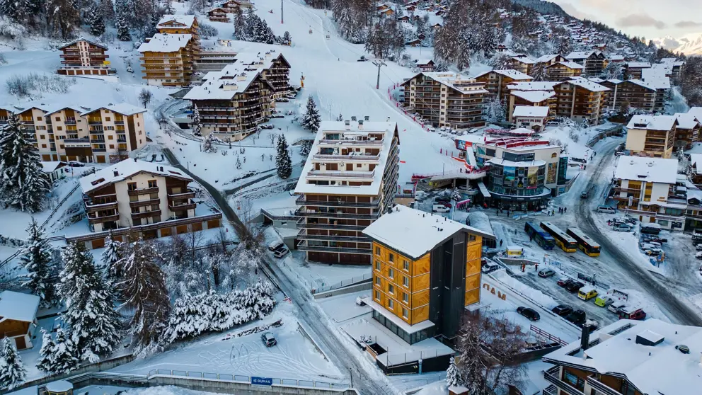 MAD Mount Hotel Nendaz Exterior [1]