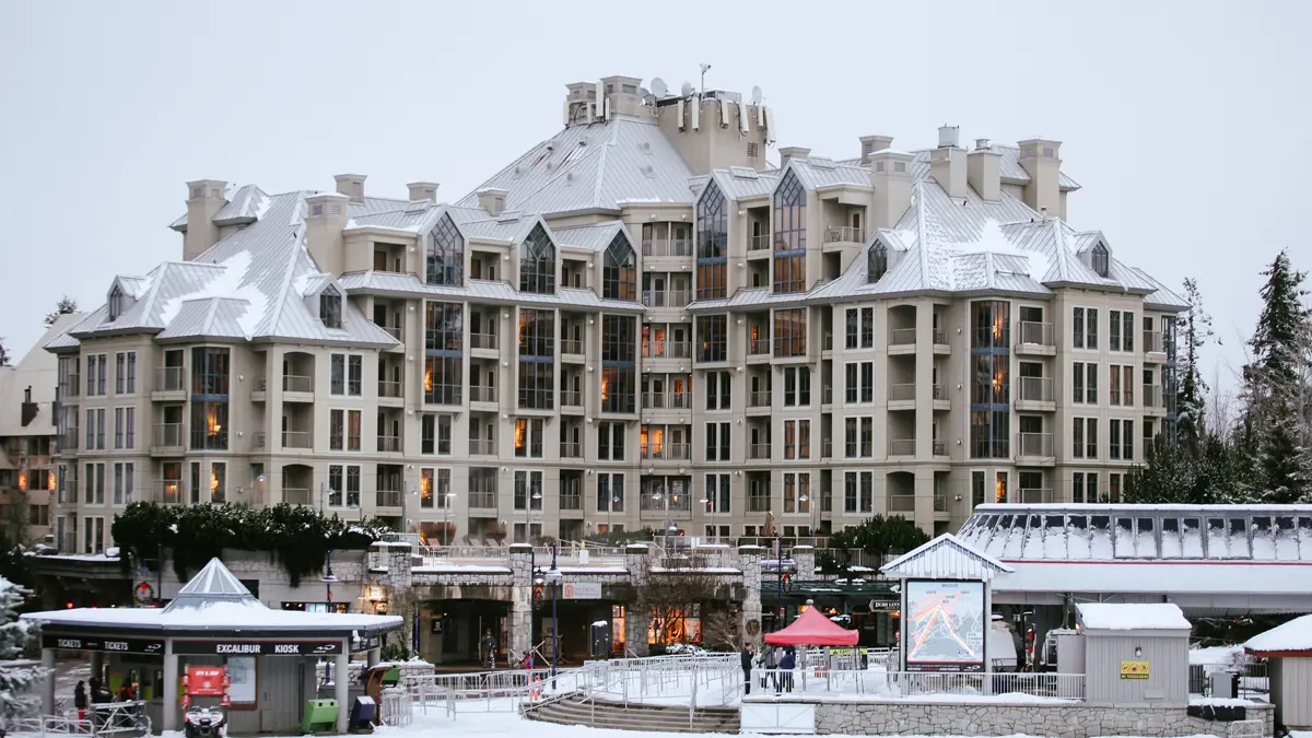 Pan Pacific Mountainside Hotel Whistler Canada Exterior (1)