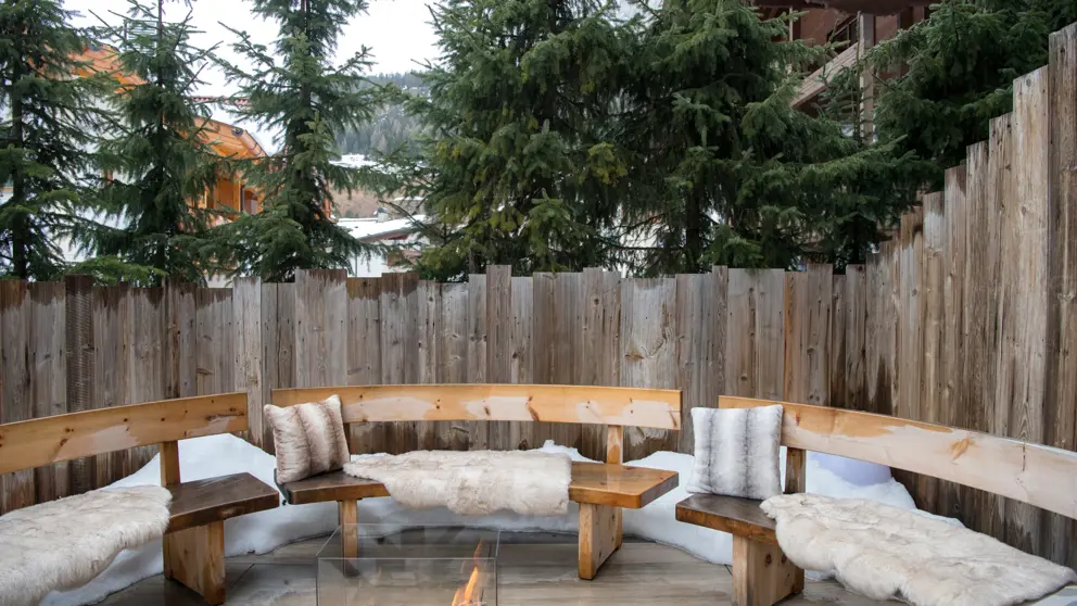 Inghams Italy Dolomites Selva Hotel Villa Anna Outdootr Firepit [6]