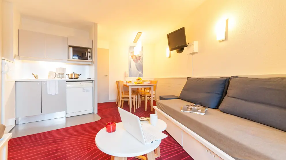 La Daille Apartments Val D'isere One Bedroom Alcove Apartment Interior [2]