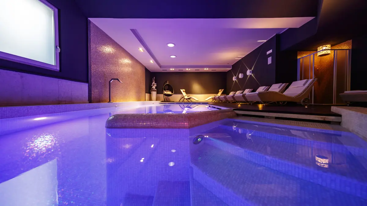 Hotel Spinale Madonna Di Campiglio Italy Pool