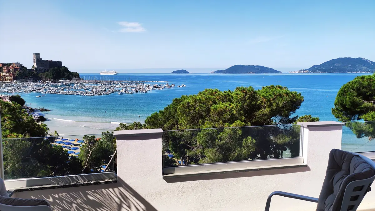 Hotel Byron Liguria Terrace View