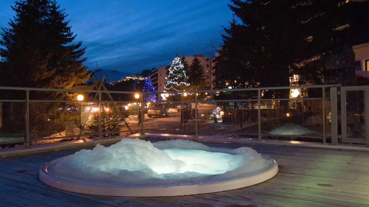 Les Terrasses De Veret Flaine Outdoor Whirlpool 3