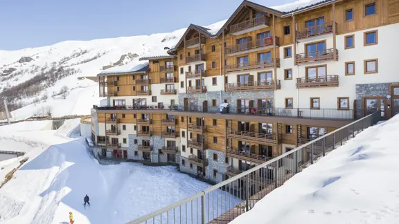 Residence Le Coeur Des Loges Les Menuires Exterior