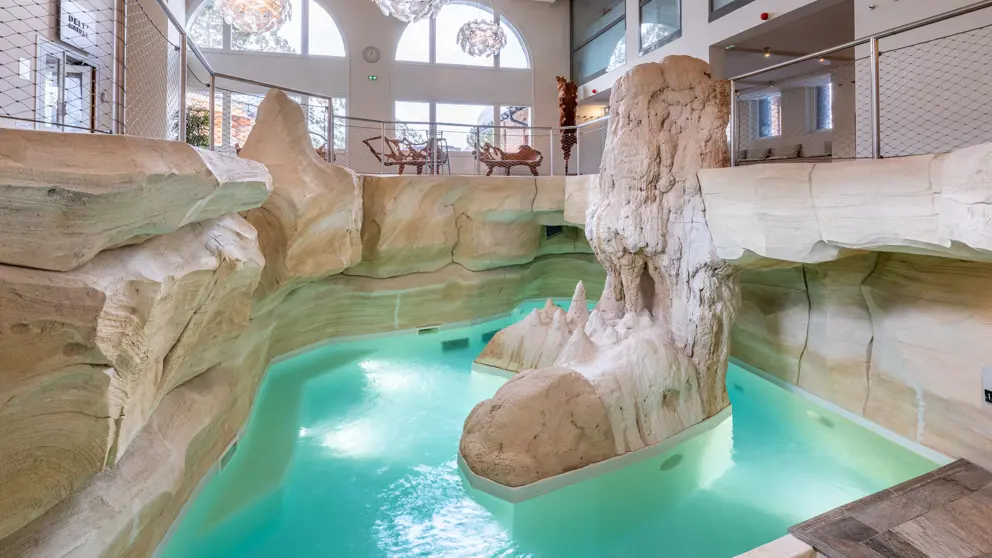 Arc 1950 Le Village Apartments Les Arcs Deep Nature Spa Pool [7]