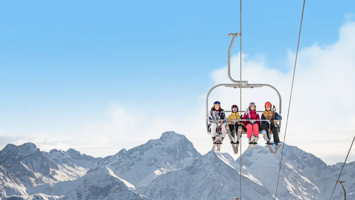 Alpe d'Huez France Chairlift ©Lionel Royet
