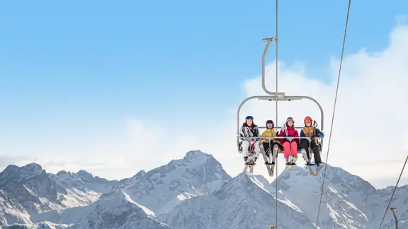 Alpe d'Huez France Chairlift ©Lionel Royet (1)