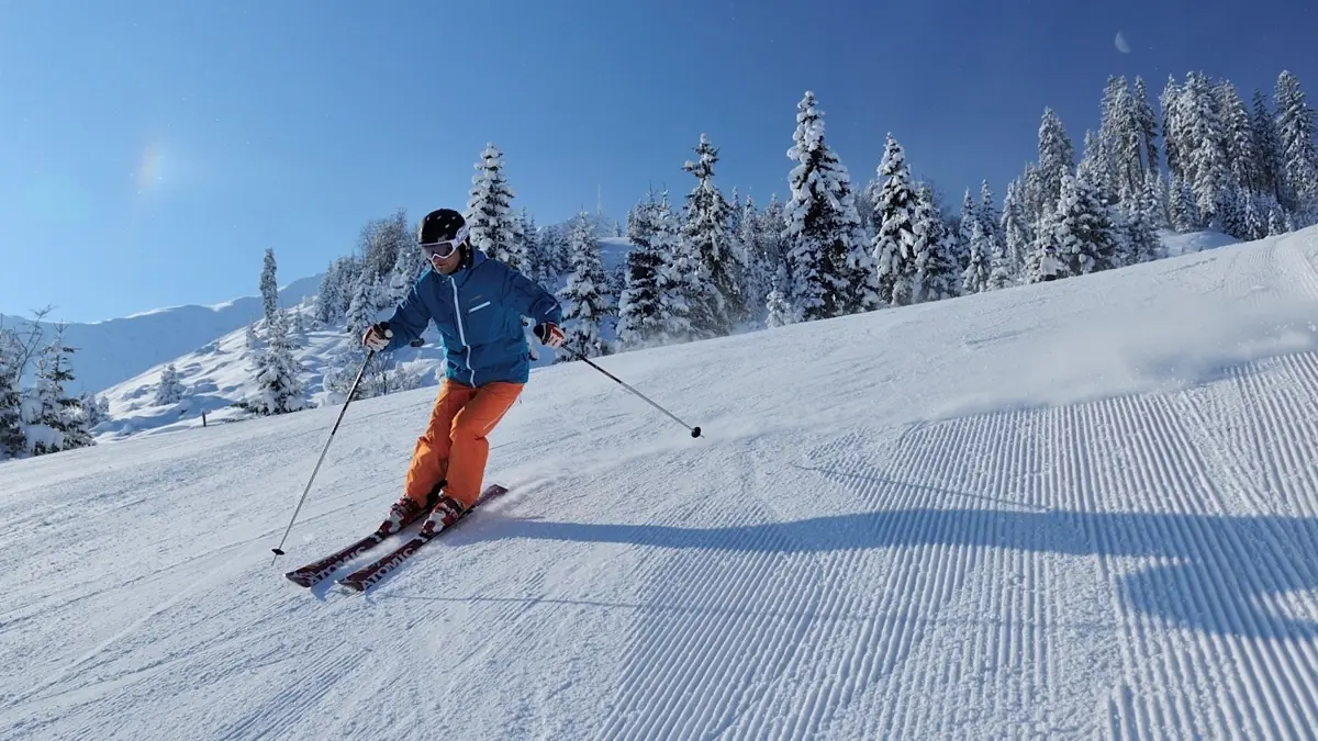 St Johann Ski Resort Kitzbuhel Alps Skiers Eisendstefan 2