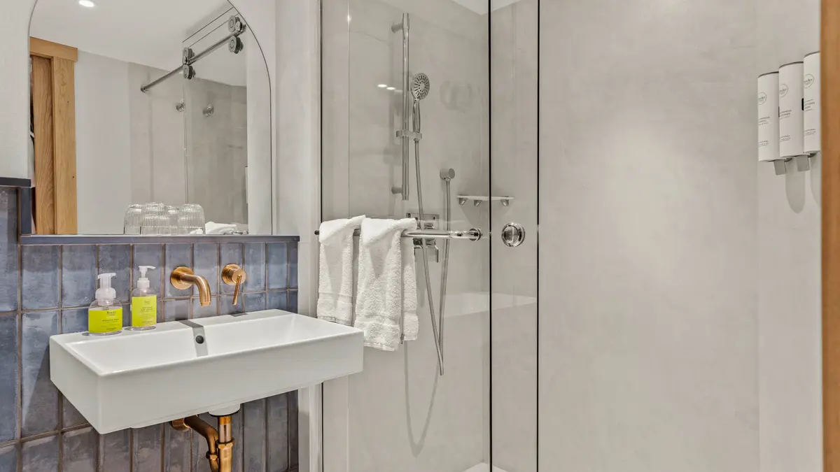 Otter Hotel Banff Superior Room