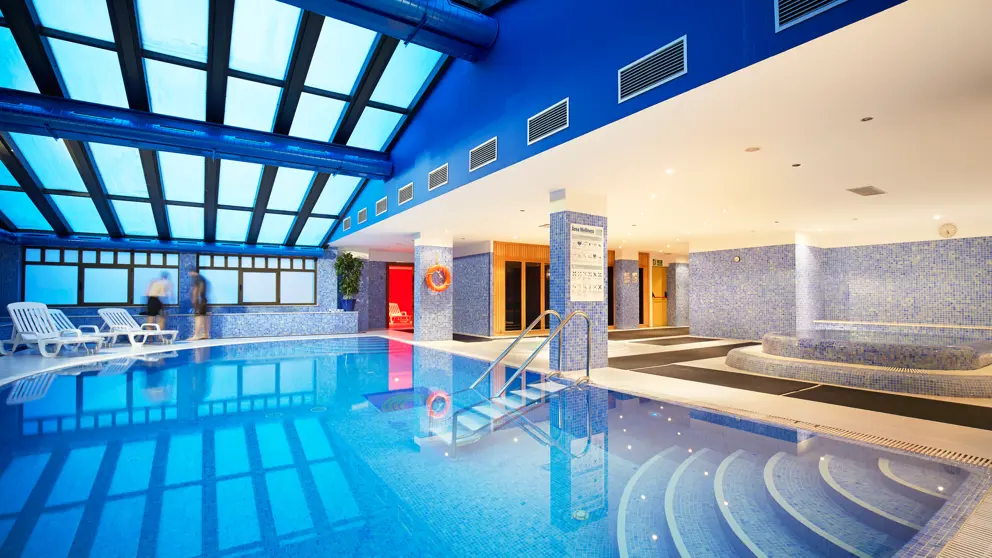 Hotel Euro Ski Soldeu El Tarter Swimming Pool [2]