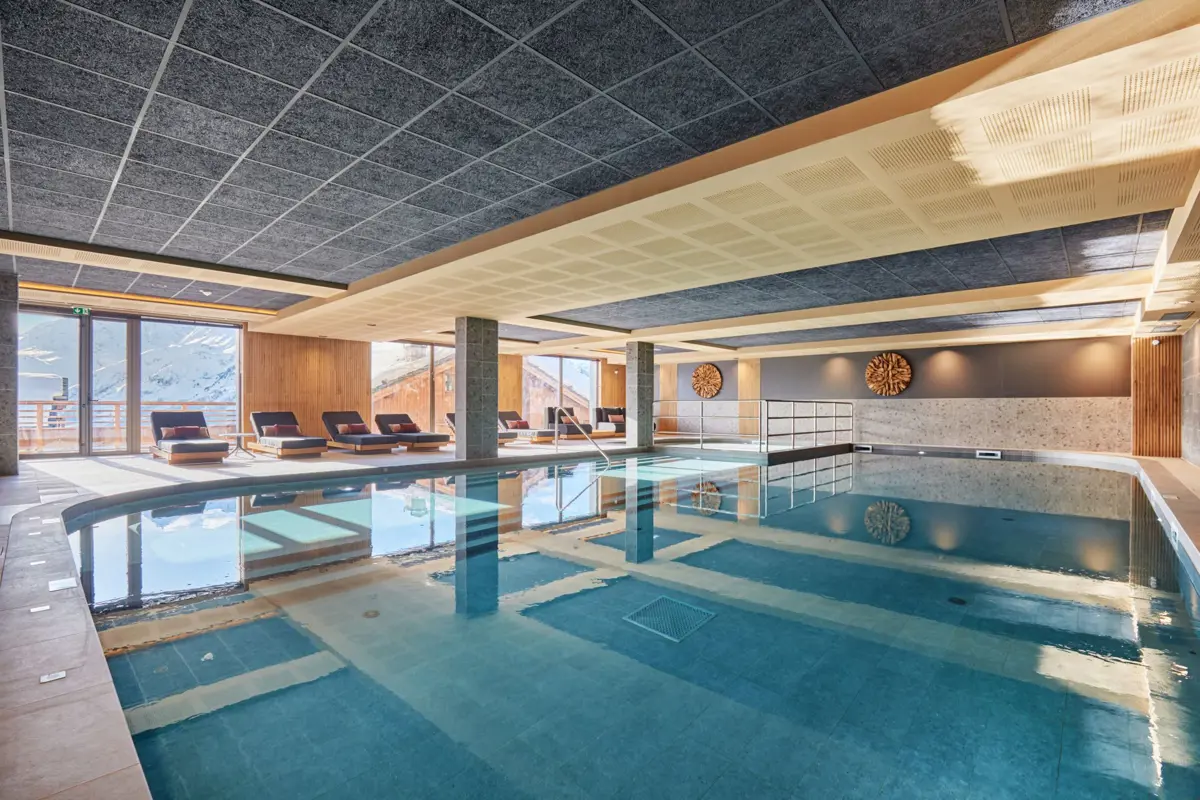 Hotel Lecrin Blanc La Rosiere Indoor Swimming Pool