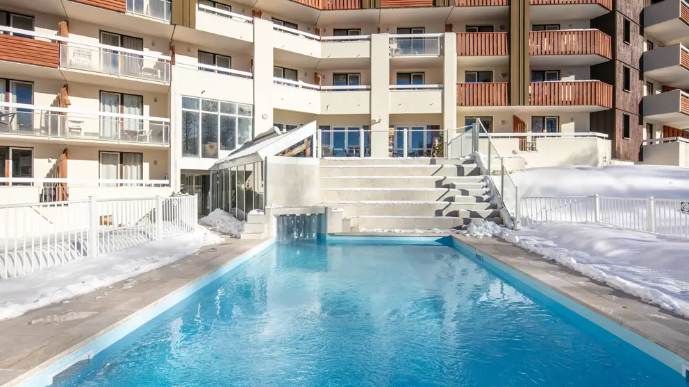 Les Bergers Apartments Alpe D'huez Outdoor Pool And Exterior [3]