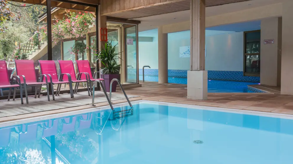 Hotel Le Cret Morzine Indoor Pool [7]