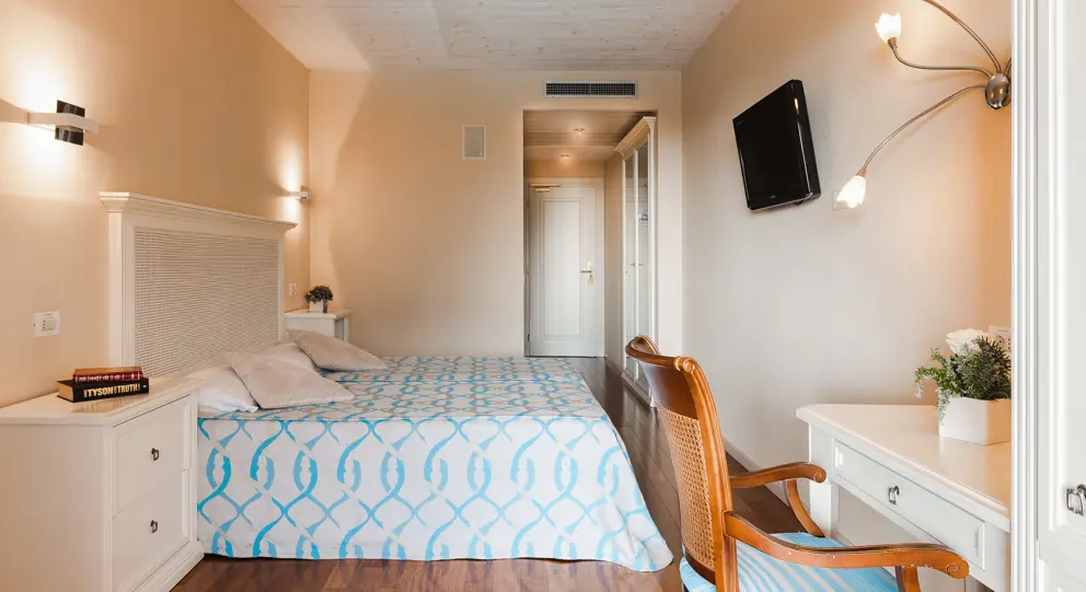 Hotel Villa Madrina, Garda, Orchidea Room [1]