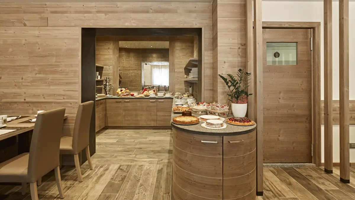 Hotel Arnica Madonna Di Campiglio Italy (8)
