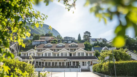Hotel Aurlandsfjord Flam Aurland Hotel exterior (copyright: Norwaysbest/Sverre Hjørnevik)