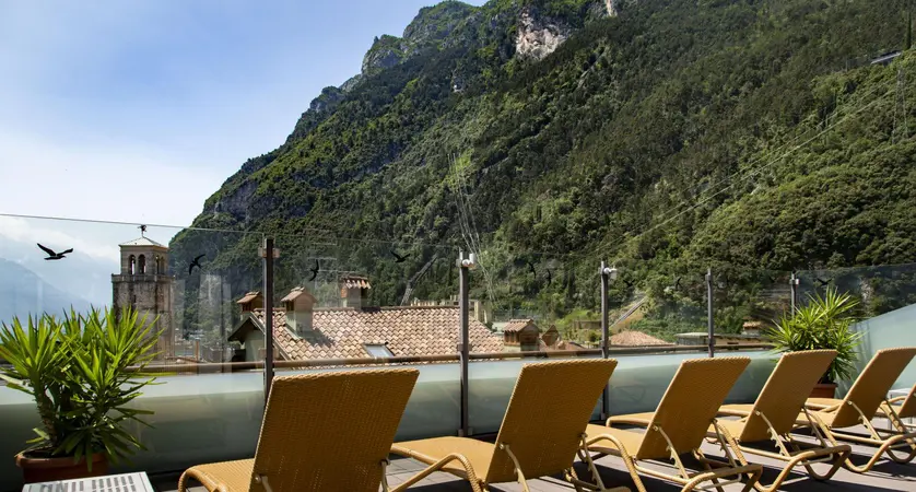 Hotel Antico Borgo Riva Lake Garda Italy (9) [1]
