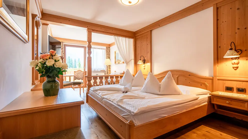 Inghams Italy Dolomites Canazei Hotel Cesa Tyrol Comfort Bedroom [9]