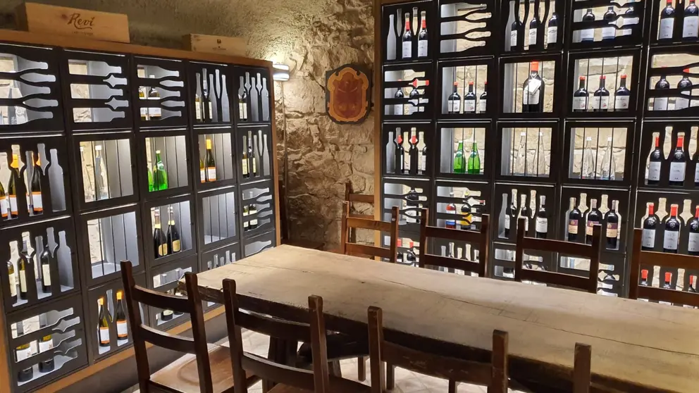 Inghams Italy Dolomites Canazei Hotel Dolomiti Kaiserkeller [7]