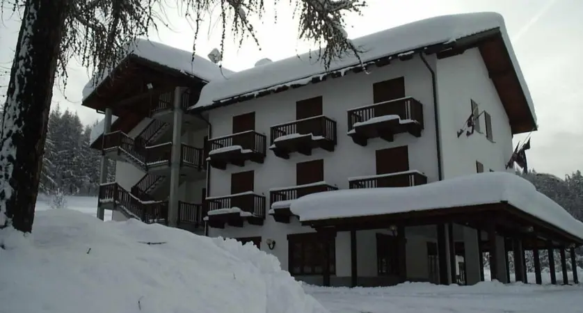 Hotel Gran Bosco Sauze External