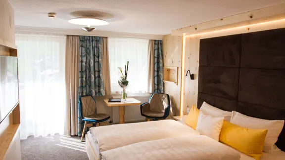 Standard Austrian twin