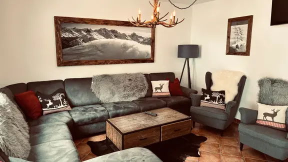 Chalet Fauner A St Anton Lounge Dining Area