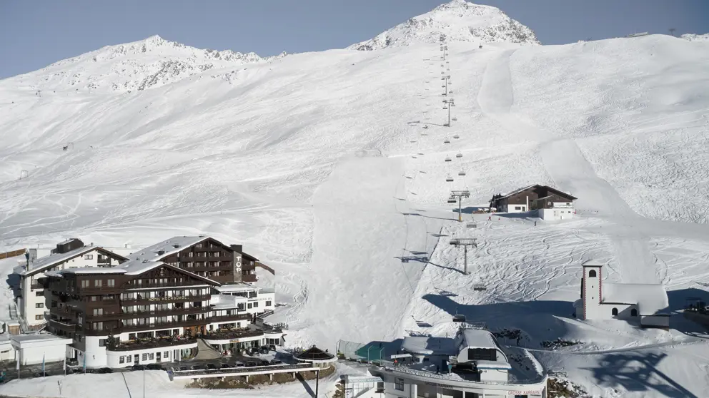 TOP Hotel Hochgurgl Exterior 2 [9]