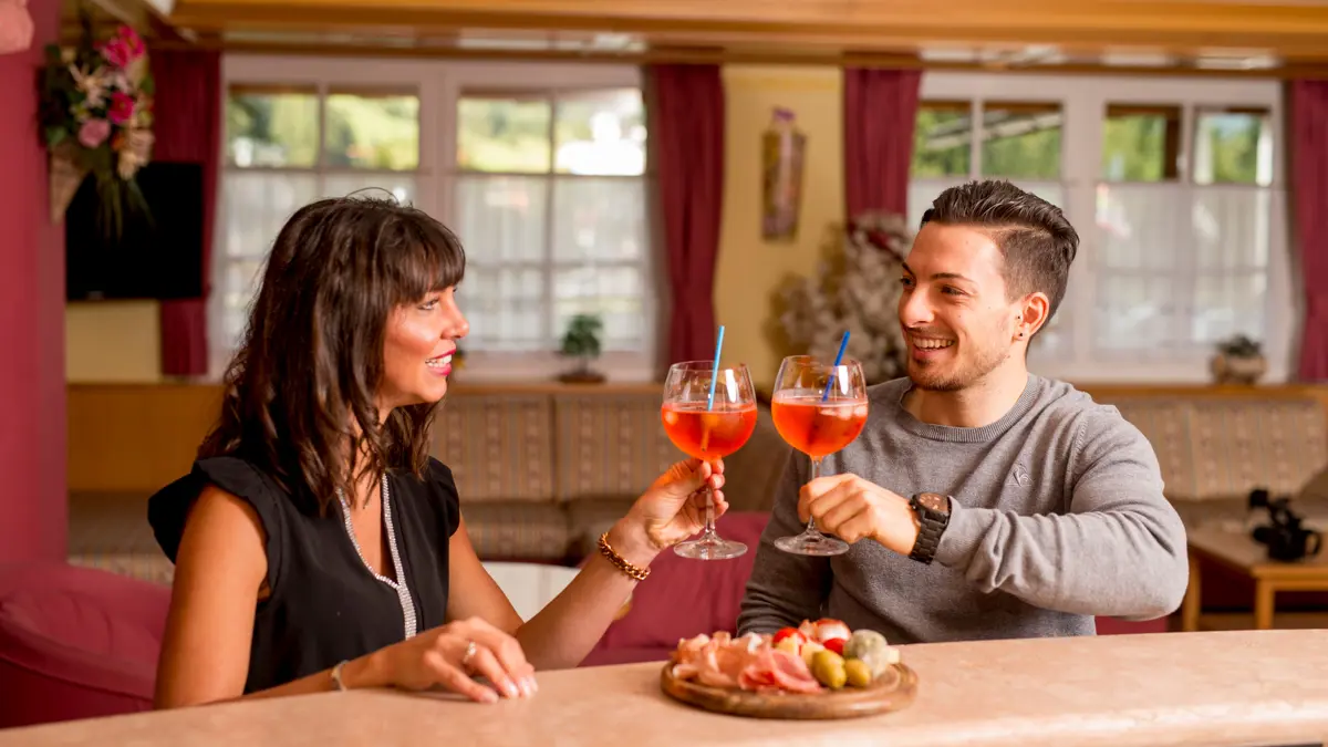 Inghams Italy Dolomites Penia Hotel Villa Rosella Apres Drinks