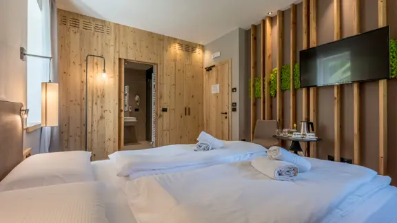 Superior Energy Room