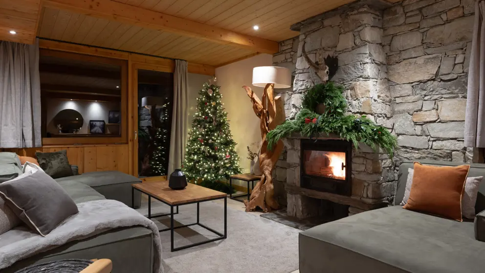 Chalet Les Arolles Tignes Communal Lounge Christmas 4 [5]