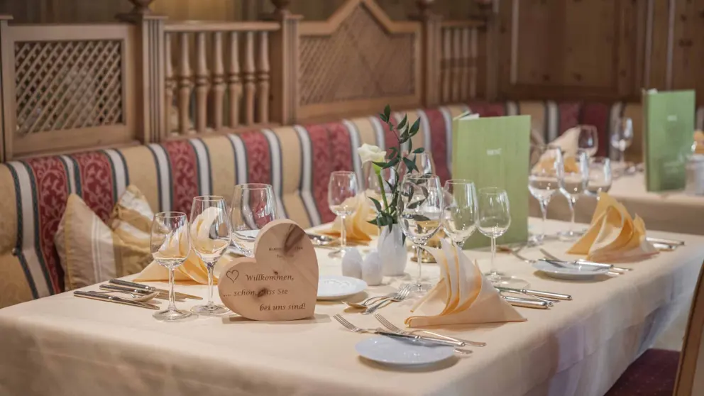 Hotel Schonruh Seefeld Dining Room [1]