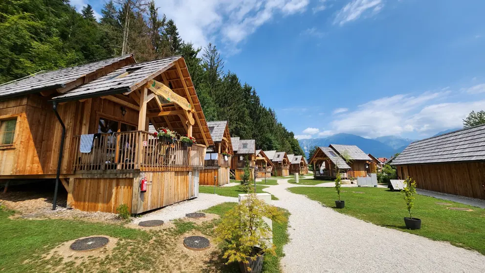 Ribno Alpine Resort Lake Bled Glamping Pods [5]