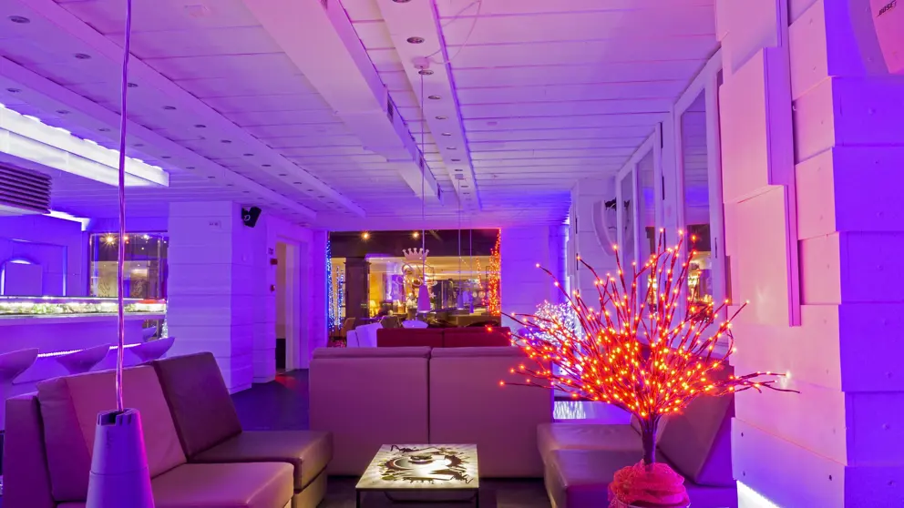 Hotel Princesa Parc Excellence Arinsal Bar Area [3]