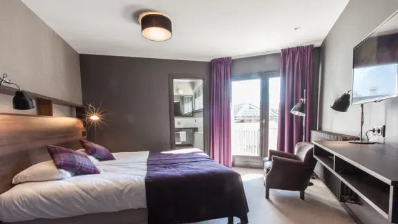 Double summit bedroom