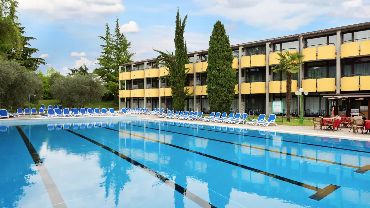 Piscinahotel Palme+Suites