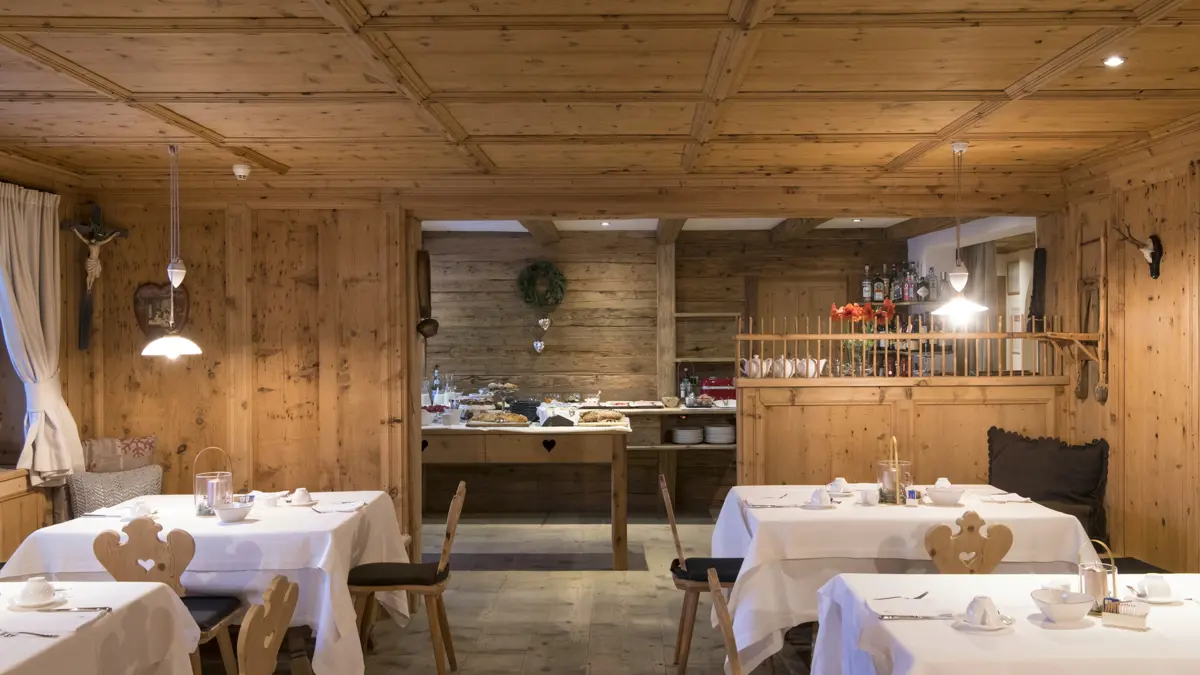 Dolomites, Selva, Mountain Home Garni Villa Anna, Restaurant