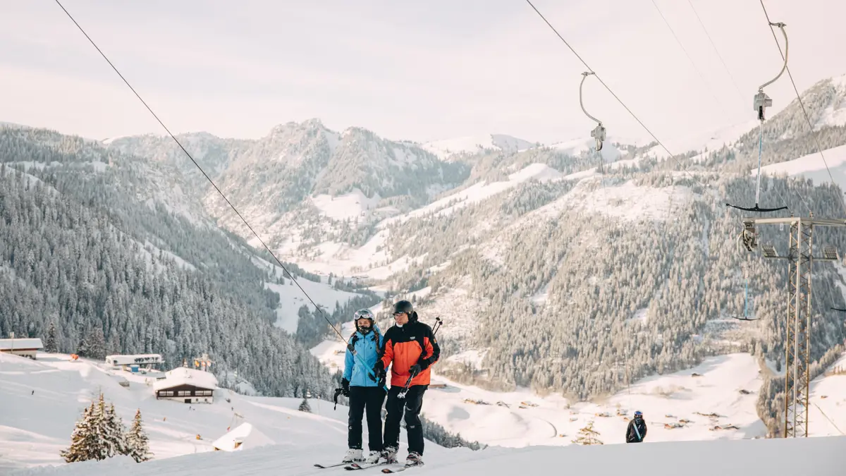 Ski Lift Winter Snow©Phil Wenger