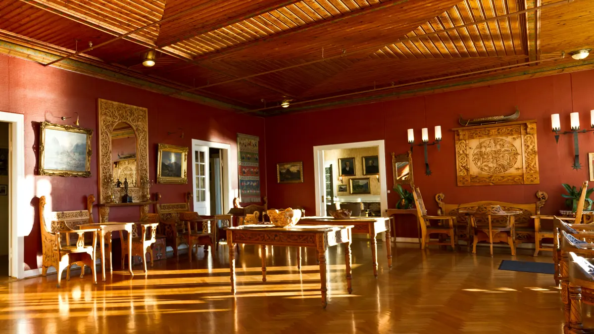 Kviknes Hotel Dining Room