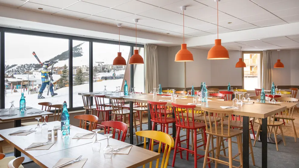 Hotel Les Bergers Alpe D'huez Restaurant 2 [4]