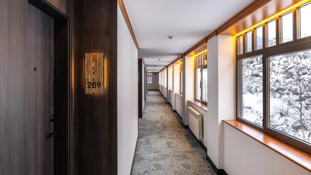 Hotel Euro Ski Soldeu El Tarter Hallway [7]