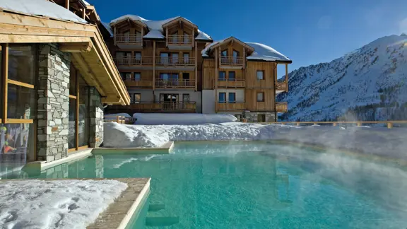 Hameau Des Airelles Apartments Montgenevre Pool 2
