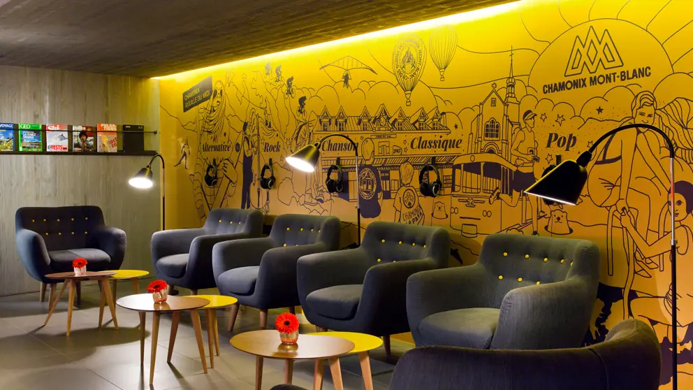 Hotel Heliopic Chamonix Reception [8]