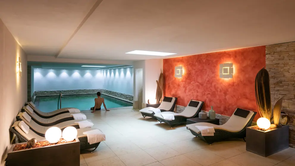 Inghams Italy Dolomites Canazei Hotel Medil Swimming Pool [4]