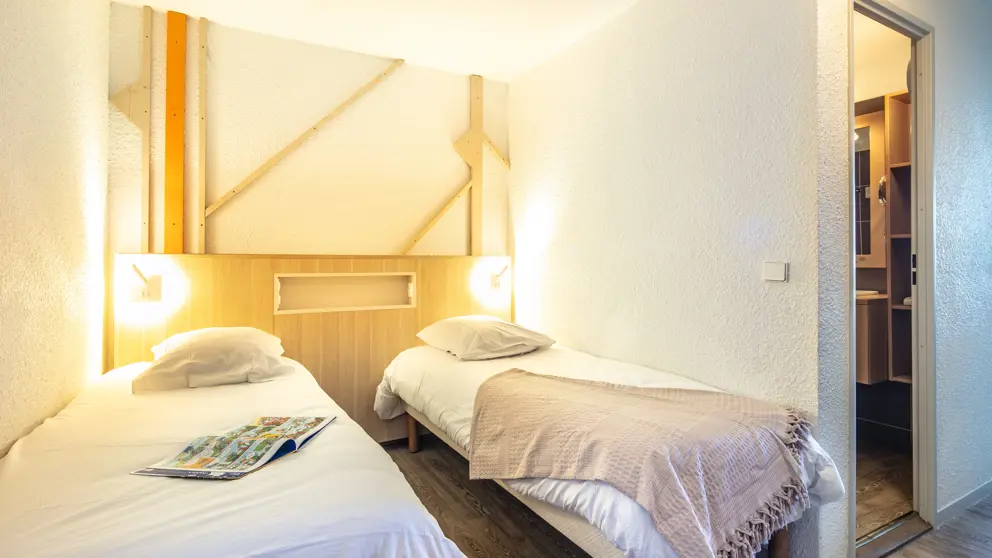 Les Bergers Apartments Alpe D'huez Studio Apartment Sleeping Area [4]