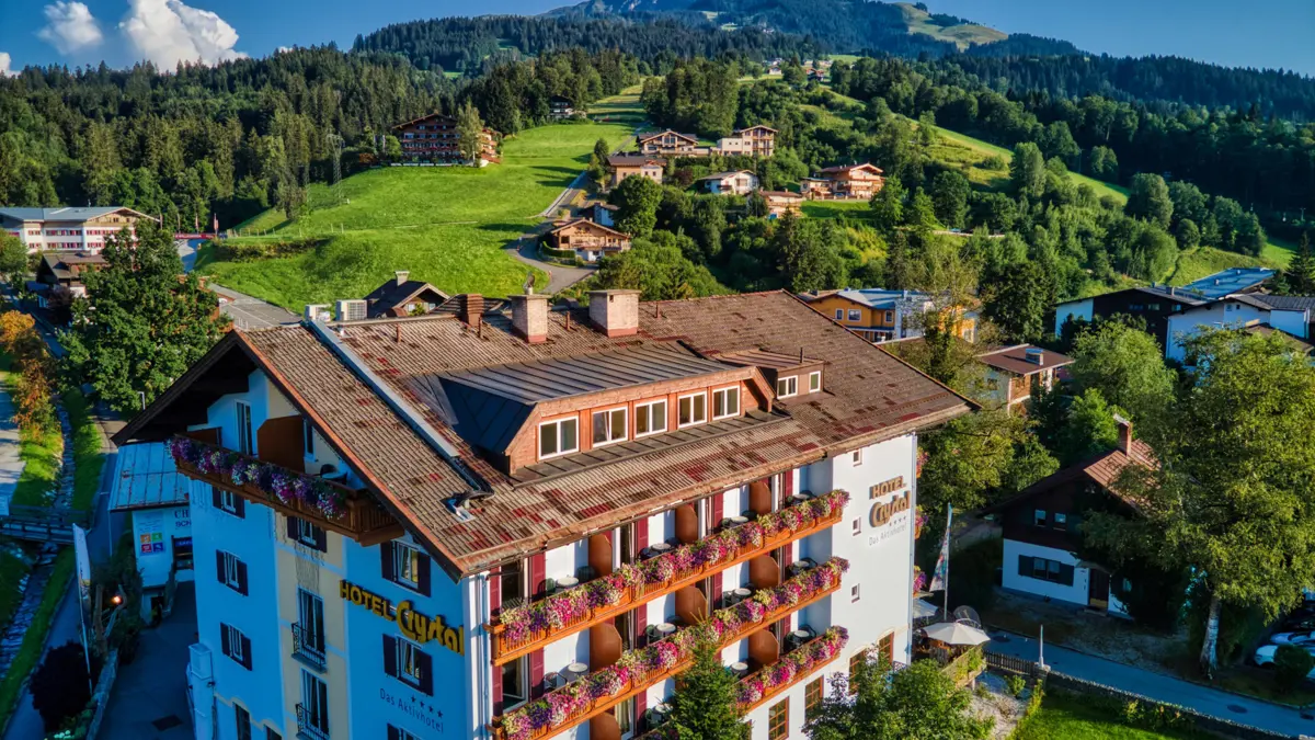 Hotel Crystal St Johann Exterior Kitzbueheler Horn