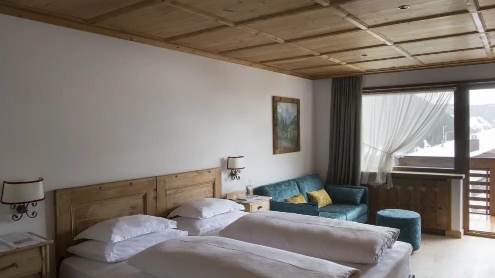 Mountain Home Villa Anna Selva Deluxe Double Room [1]